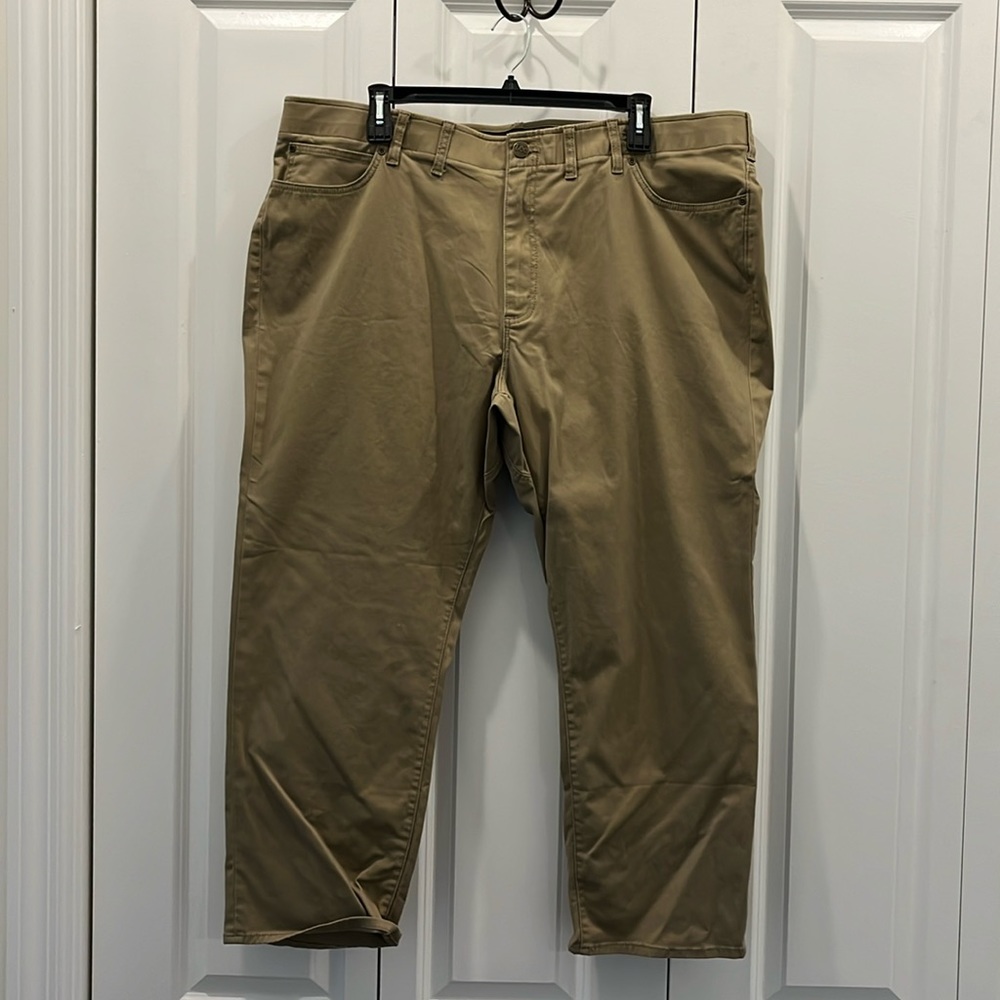 Lee Extreme Motion MVP Big & Tall khaki pants